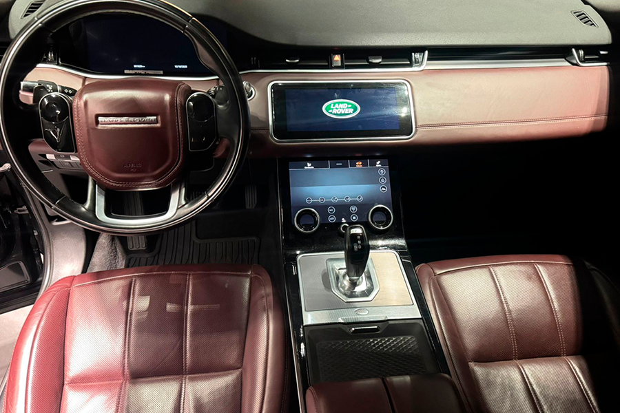 Range Rover Evoque P300 R-Dynamic HSE